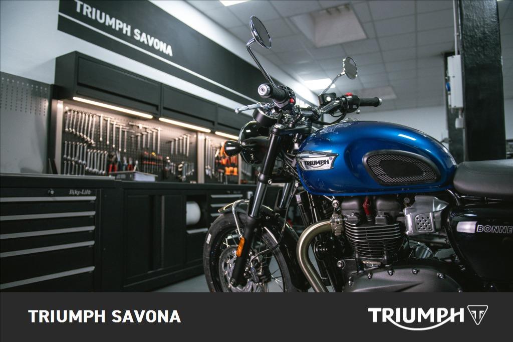 TRIUMPH Bonneville 900 T100 Chrome Edition